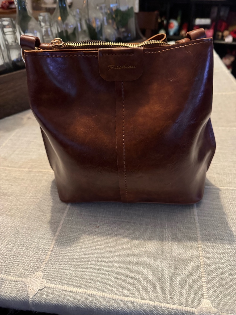 Unbranded Brown Leather Shoulder Bag with Zip Closure